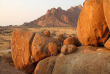 Namibie - Damaraland, Paysages à Spitzkoppe ©Shutterstock, Hector Ruiz Villar