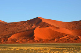 Namibie - Parc national Namib-Naukluft - Desert du Namib - Dunes de Sossusvlei ©Shutterstock, Oleg Znamenskiy