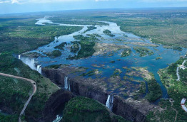 Zimbabwe - Victoria Falls - ©Shutterstock, Stephanie Periquet