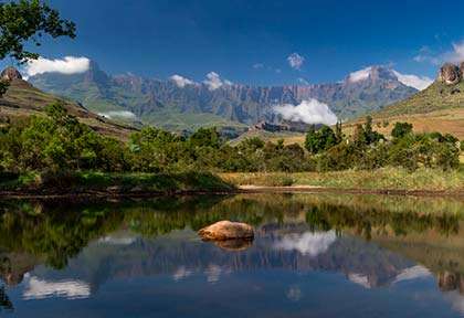 Drakensberg Amphitheatre ©Shutterstock, Frikkie Muller