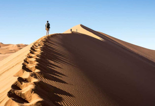 Namibie - Désert du Namib Sossusvlei Big Daddy ©Shutterstock, Anna Morgan