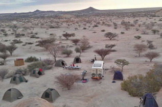Circuit Du Namib aux Chutes Victoria en camping - Kiboko Adventures