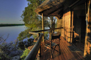 Botswana - Delta de l'Okavango - Desert & Delta Safaris - Xunaga Island Lodge