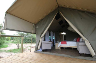 Botswana - Chobe - Kasane - Tlouwana Camp