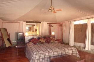Kenya - Samburu - Larsens Camp