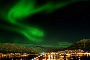 Norvège - Circuit Nuit insolite, husky et aurores boréales © Yngve Olsen Saebbe - www.nordnorge.com