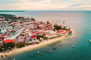 Tanzanie - Zanzibar - Croisière au coucher du soleil à Stone Town ©Shutterstock, Nick Johanson