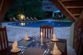 Zimbabwe - Chutes Victoria - Bayete Guest Lodge