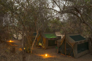 Zimbabwe - Mana Pools - Chitake Spring