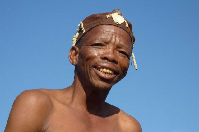 Botswana - Safaris Kalahari, les bushmen