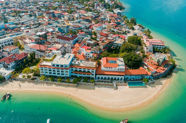 Tanzanie - Zanzibar - Visite guidée de Stone Town ©Shutterstock, Moiz Husein storyteller